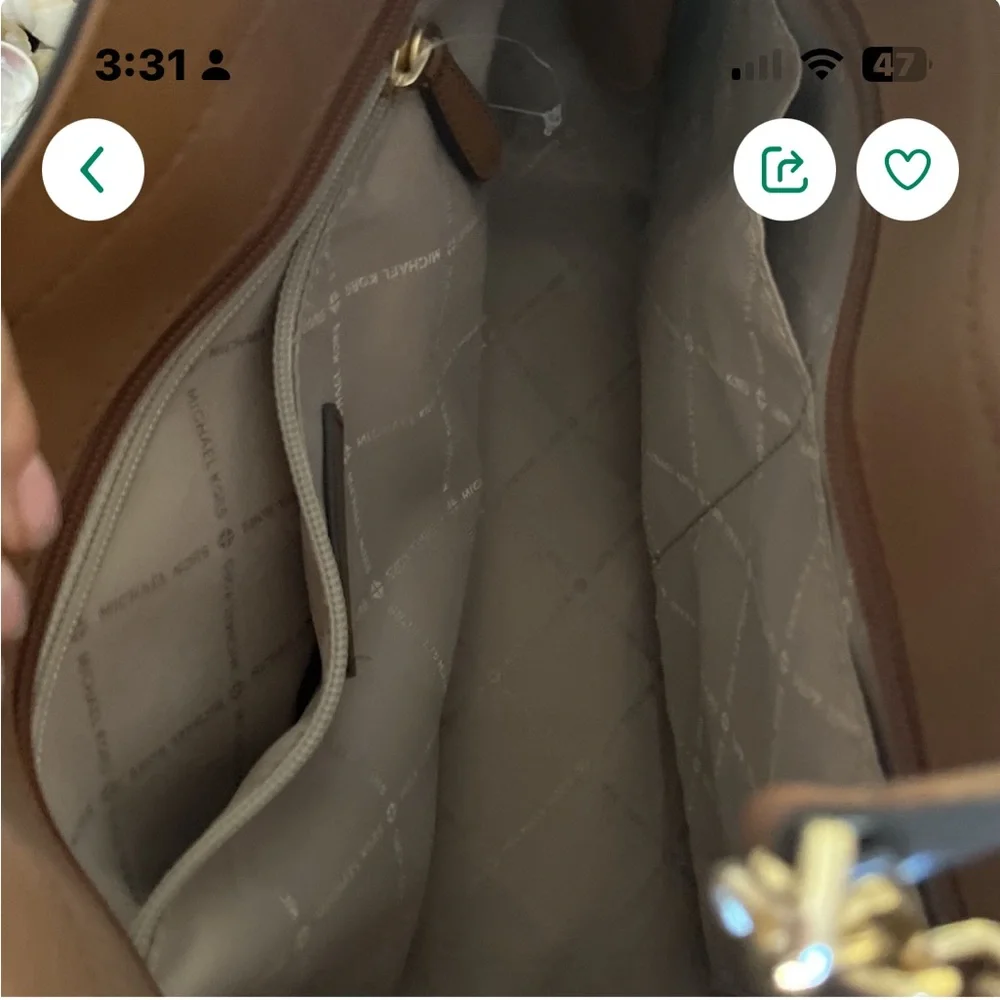 Beautiful Michael Kors purse - Picture 7 of 14